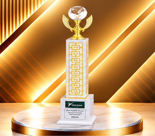 Golden Lattice Diamond Crown Trophy 4868