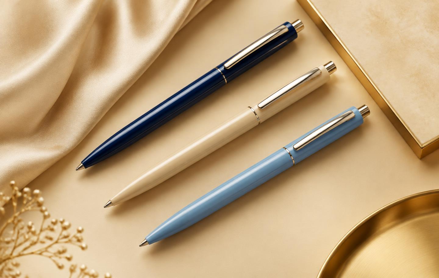 Stylish plastic ball pens